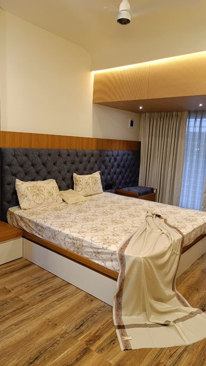 Warm Wood Study & Bedroom